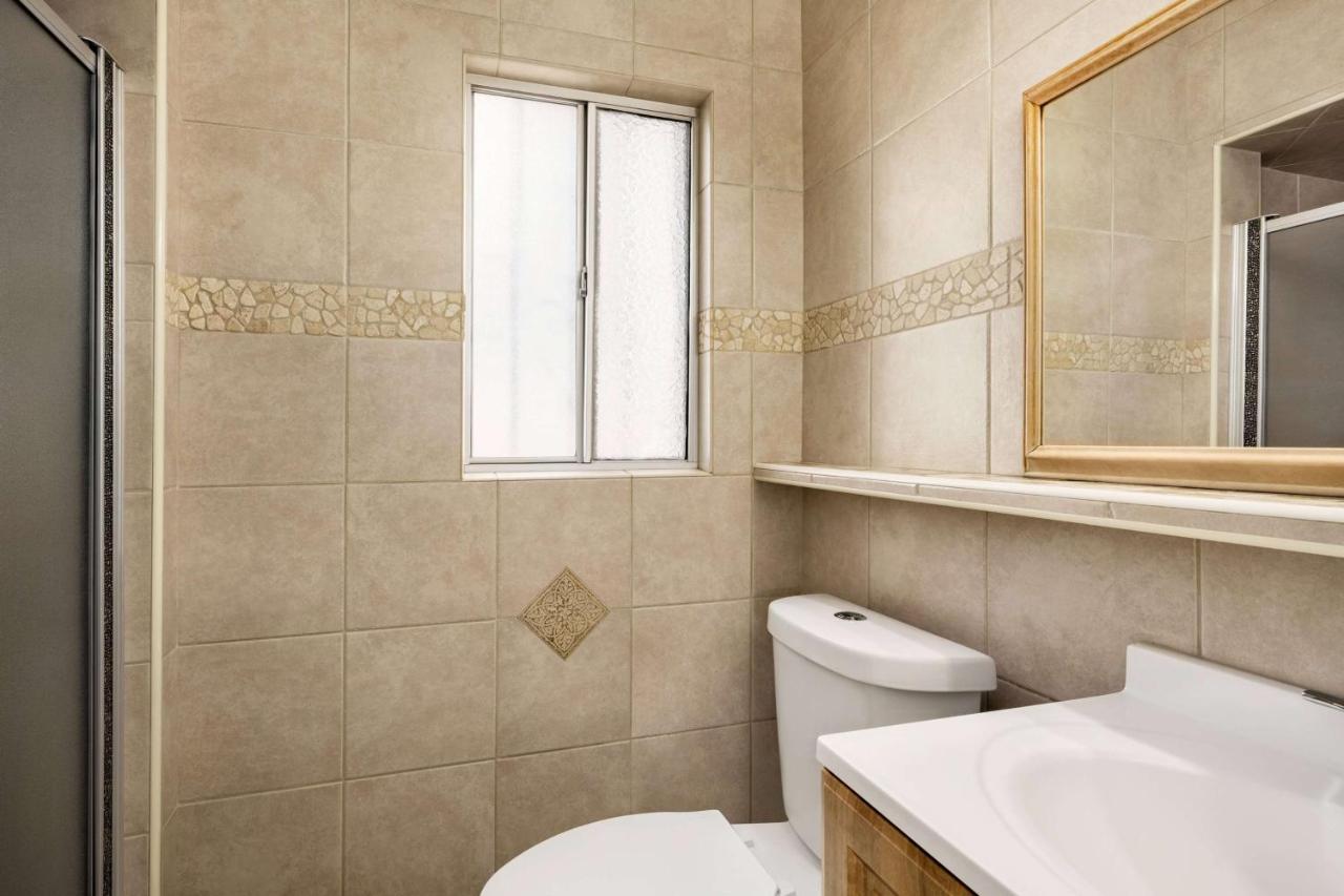 Travelodge By Wyndham לאס וגאס מראה חיצוני תמונה